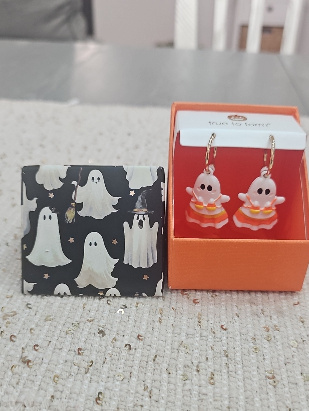 NWT! Summerween Halloween Ghosts in Candy Corn Bikini Top Skirt Hoop Earrings - Picture 2 of 2